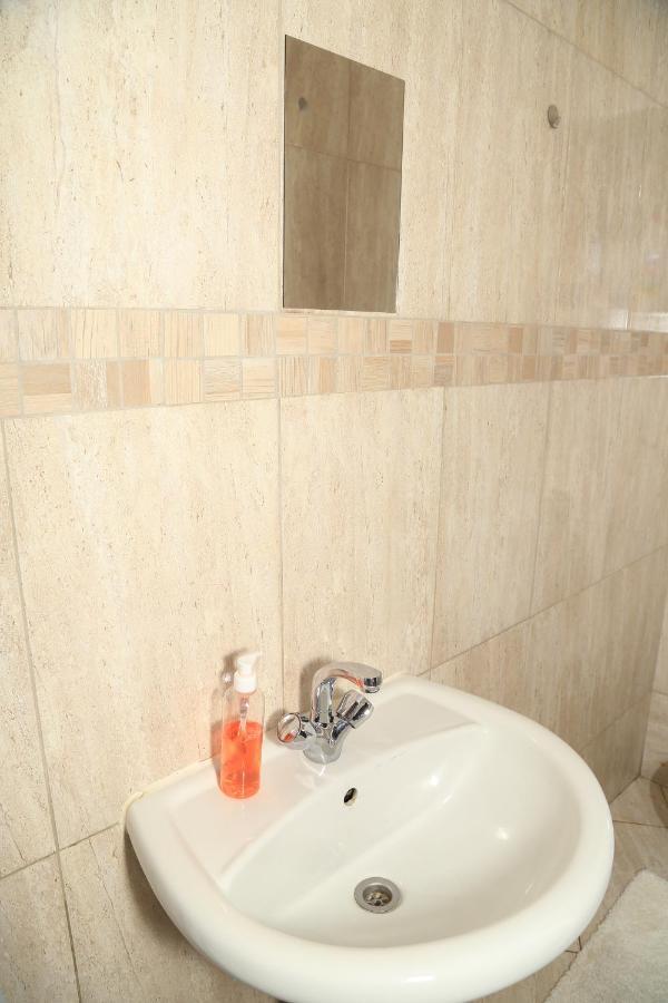 Coco Palm Bed & Breakfast Windhoek Buitenkant foto